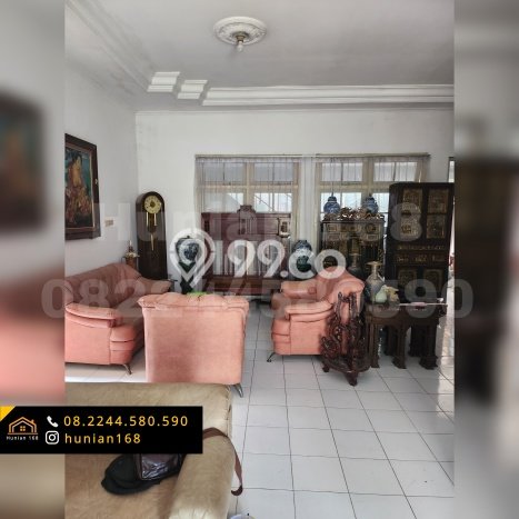 Jual Rumah Luas Megah Dengan View Eksklusif di Galaxy, Surabaya Jual Rumah Luas Megah Dengan View Eksklusif di Galaxy, Surabaya
