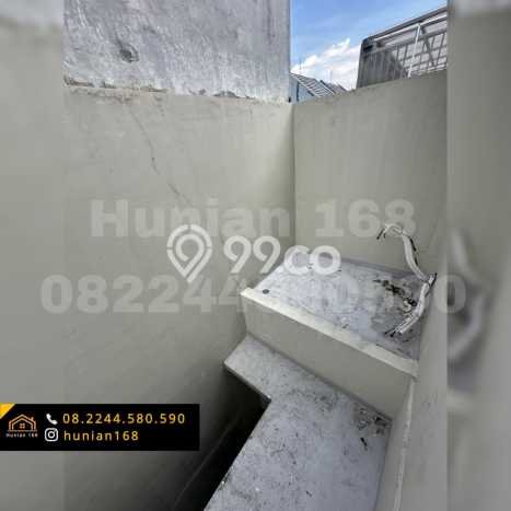 Disewakan Ruko di Kawasan Ramai Pakuwon CIty Luas 160m2 Disewakan Ruko di Kawasan Ramai Pakuwon CIty Luas 160m2