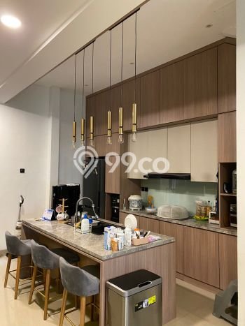 For Sale! Premium House LT 180m2 Desain Elegan di Alam Sutera For Sale! Premium House LT 180m2 Desain Elegan di Alam Sutera
