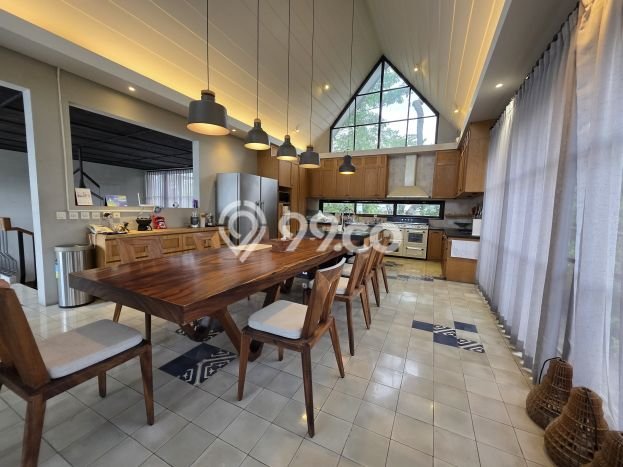For Sale! Luxury House LT 448m2 Desain Elegan di Gading Serpong For Sale! Luxury House LT 448m2 Desain Elegan di Gading Serpong