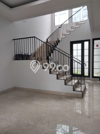 Jual Rumah Mewah Elegan Dengan View Eksklusif di Alam Sutera, Tangerang Jual Rumah Mewah Elegan Dengan View Eksklusif di Alam Sutera, Tangerang