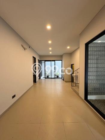 Hunian Mewah LB 260m2 Siap Huni Desain Elegan di BSD, Tangerang Hunian Mewah LB 260m2 Siap Huni Desain Elegan di BSD, Tangerang
