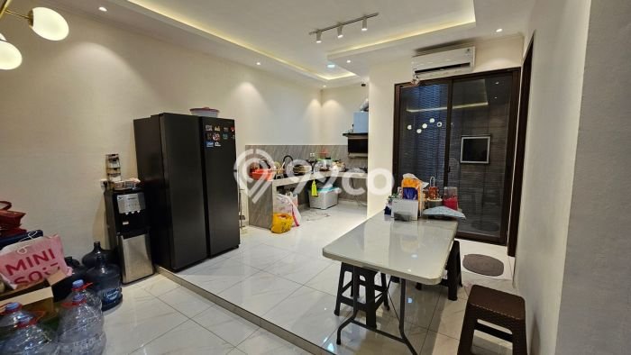 For Sale Hunian Rumah Nyaman 3 KT di Suvarna Sutera, Tangerang For Sale Hunian Rumah Nyaman 3 KT di Suvarna Sutera, Tangerang