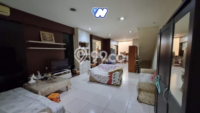 Dijual! Ruko di Merdeka Bandung LT 80m2 / LB 80m2 Kawasan Bisnis Dijual! Ruko di Merdeka Bandung LT 80m2 / LB 80m2 Kawasan Bisnis