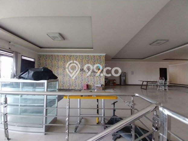 Jual Komersial Kawasan Lumajang, Luas 1100m2m², Area Bisnis Jual Komersial Kawasan Lumajang, Luas 1100m2m², Area Bisnis