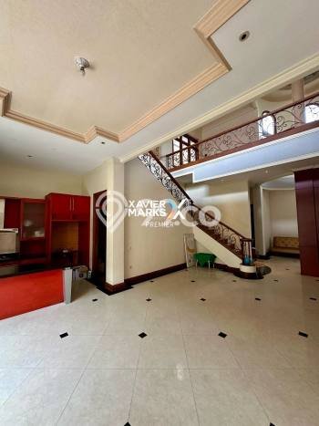 Rumah Area Strategis di , Malang, Luas 375m2m² Bangunan 500m2m² Rumah Area Strategis di , Malang, Luas 375m2m² Bangunan 500m2m²