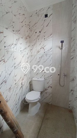 GOOD DEAL! Rumah Strategis di Sulfat, Luas 88m2m² Bangunan 90m2m² GOOD DEAL! Rumah Strategis di Sulfat, Luas 88m2m² Bangunan 90m2m²