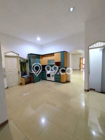 Rumah Mewah Siap Huni LT 842m2 di Blimbing, Malang Rumah Mewah Siap Huni LT 842m2 di Blimbing, Malang