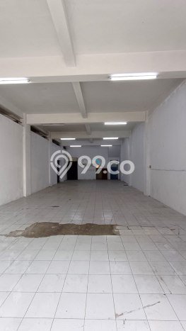 For Rent Ruko Strategis di Blimbing, Luas 120m2m², Area Bisnis, Jalan Mudah For Rent Ruko Strategis di Blimbing, Luas 120m2m², Area Bisnis, Jalan Mudah