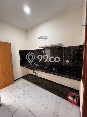 PENAWARAN TERBATAS! Rumah Berkualitas area , Luas 200m2m² LB 100m2m² PENAWARAN TERBATAS! Rumah Berkualitas area , Luas 200m2m² LB 100m2m²