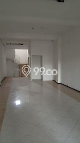 Ruko bagus disewakan di Blimbing Malang dengan LB 660m2 harga sewa terbaik Ruko bagus disewakan di Blimbing Malang dengan LB 660m2 harga sewa terbaik