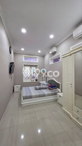 DIJUAL CEPAT! Rumah Nyaman area Klojen, Malang, LT 190m2m² LB 180m2m² Bisa Nego! DIJUAL CEPAT! Rumah Nyaman area Klojen, Malang, LT 190m2m² LB 180m2m² Bisa Nego!