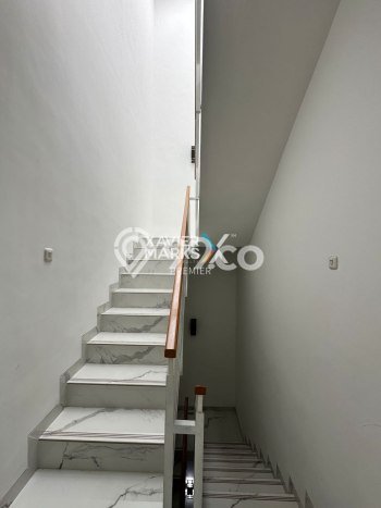 Rumah Kost Dijual di Blimbing, Malang dengan 12 Kamar Tidur, 13 Kamar Mandi Rumah Kost Dijual di Blimbing, Malang dengan 12 Kamar Tidur, 13 Kamar Mandi