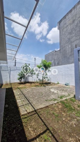 Jarang Ada! Rumah Sewa 3 Kamar Nyaman Siap Huni Dieng Jarang Ada! Rumah Sewa 3 Kamar Nyaman Siap Huni Dieng