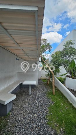 Komersial Dijual di Malang LT 279m2 & LB 100m2 Lokasi Terbaik! Komersial Dijual di Malang LT 279m2 & LB 100m2 Lokasi Terbaik!