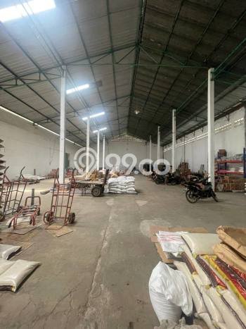 Disewakan Gudang di , Luas 1000m2m², Area Potensial Disewakan Gudang di , Luas 1000m2m², Area Potensial