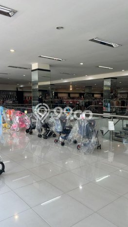 Jual Komersial Kawasan Lumajang, Luas 1100m2m², Area Bisnis Jual Komersial Kawasan Lumajang, Luas 1100m2m², Area Bisnis