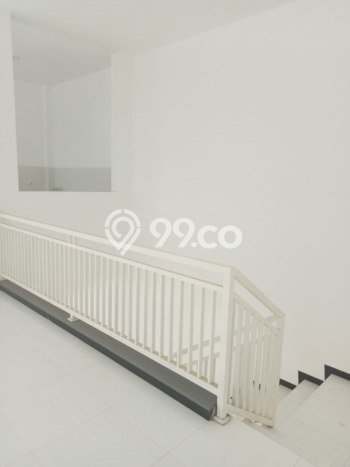 Rumah Luxury Modern Tanpa Renovasi di Dieng Malang Rumah Luxury Modern Tanpa Renovasi di Dieng Malang