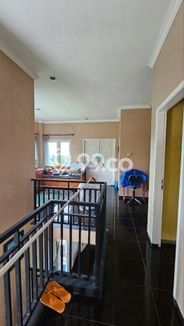 Rumah Mewah LB 128m2 Siap Huni Desain Elegan di Batu, Malang Rumah Mewah LB 128m2 Siap Huni Desain Elegan di Batu, Malang
