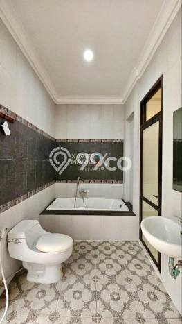 Rumah Luxury Modern Siap Huni di Araya Malang Rumah Luxury Modern Siap Huni di Araya Malang