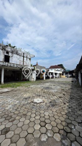 Komersial Bagus LT 2378m2 LB 800m2 Dijual di Blimbing Malang Komersial Bagus LT 2378m2 LB 800m2 Dijual di Blimbing Malang