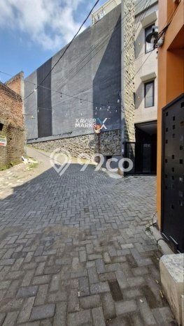 Kost Dijual di Tlogomas dengan 26 KT dan Luas 224m2 Kost Dijual di Tlogomas dengan 26 KT dan Luas 224m2