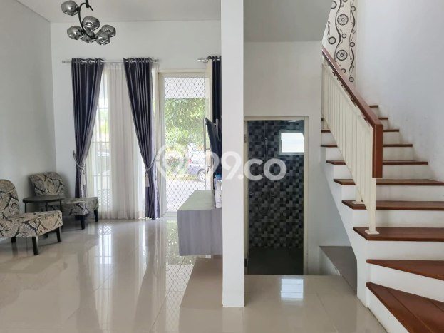 Lokasi strategis! Rumah siap huni dikontrakkan di Lowokwaru LB 150m2 Lokasi strategis! Rumah siap huni dikontrakkan di Lowokwaru LB 150m2