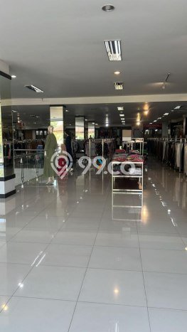 Jual Komersial Kawasan Lumajang, Luas 1100m2m², Area Bisnis Jual Komersial Kawasan Lumajang, Luas 1100m2m², Area Bisnis