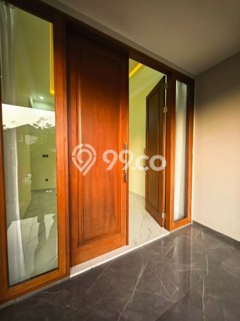 Rumah Sewa Malang LT 300m2 LB 500m2 Kawasan Araya Rumah Sewa Malang LT 300m2 LB 500m2 Kawasan Araya