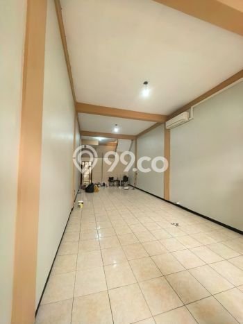 Disewakan Ruko komersial di Lowokwaru luas bangunan 120m2 Disewakan Ruko komersial di Lowokwaru luas bangunan 120m2