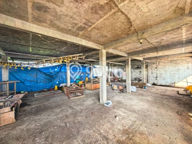 Unit Komersial Dijual di Tumpang Malang Luas Bangunan 360m2 Unit Komersial Dijual di Tumpang Malang Luas Bangunan 360m2