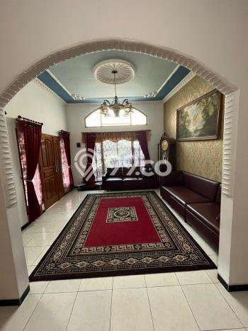 Siap Huni Rumah Mewah 5 Kamar di Batu Dekat ke Mana Pun Siap Huni Rumah Mewah 5 Kamar di Batu Dekat ke Mana Pun