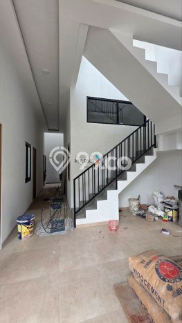 Hunian Cantik Modern Lb 170m2 di Blimbing, Malang Hunian Cantik Modern Lb 170m2 di Blimbing, Malang