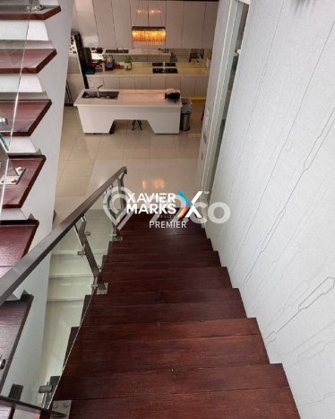 Rumah Elit Modern Tanpa Renovasi di Araya Malang Rumah Elit Modern Tanpa Renovasi di Araya Malang