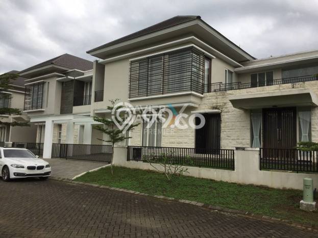 Rumah Luxury Modern Siap Huni di Araya Malang Rumah Luxury Modern Siap Huni di Araya Malang