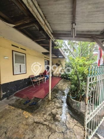 Dijual Cepat Rumah Bagus Siap Huni LB 100m2 di Klojen, Malang Dijual Cepat Rumah Bagus Siap Huni LB 100m2 di Klojen, Malang