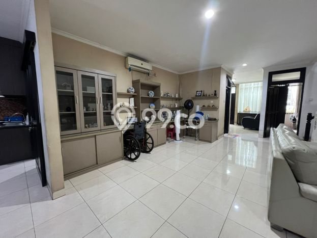 Jual Rumah Bagus Siap Huni LB 354m2 di Cakung, Jakarta Timur Jual Rumah Bagus Siap Huni LB 354m2 di Cakung, Jakarta Timur
