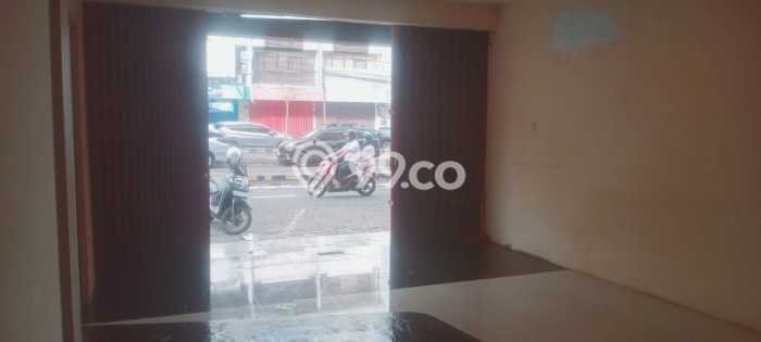 KEUNTUNGAN BERLIPAT! Ruko di , Luas 340m2m², Posisi Mainroad KEUNTUNGAN BERLIPAT! Ruko di , Luas 340m2m², Posisi Mainroad