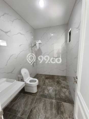 Hunian Elit LB 654m2 Siap Pakai Desain Elegan di Sektor 8 - Bintaro, Tangerang Selatan Hunian Elit LB 654m2 Siap Pakai Desain Elegan di Sektor 8 - Bintaro, Tangerang Selatan