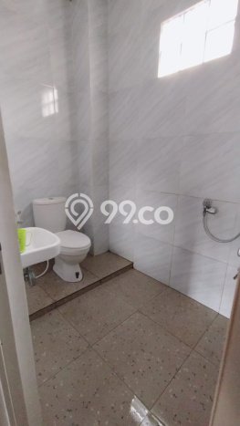 Dijual Rumah 3 Kamar Lokasi Ideal Bagus dan Strategis di Karang Tengah Dijual Rumah 3 Kamar Lokasi Ideal Bagus dan Strategis di Karang Tengah