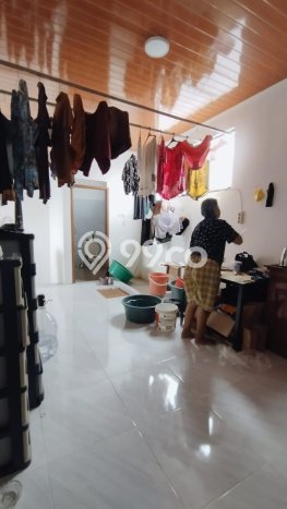 Dijual Rumah 3 Kamar Lokasi Ideal Bagus dan Strategis di Karang Tengah Dijual Rumah 3 Kamar Lokasi Ideal Bagus dan Strategis di Karang Tengah