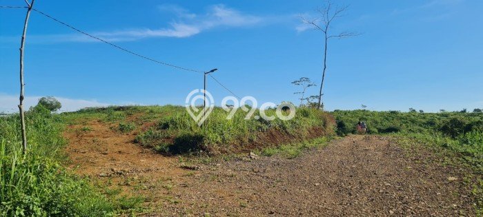 Lahan untuk Dijual Lokasi Cianjur, Cianjur Luas 560000m2 SHM Lahan untuk Dijual Lokasi Cianjur, Cianjur Luas 560000m2 SHM