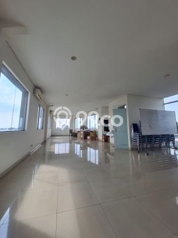 Kantor Kawasan Cipondoh, Luas 698m2m², Area Strategis Kantor Kawasan Cipondoh, Luas 698m2m², Area Strategis
