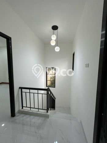 Rumah Luas Asri 3 KT Siap Huni di Cibubur Bekasi Rumah Luas Asri 3 KT Siap Huni di Cibubur Bekasi