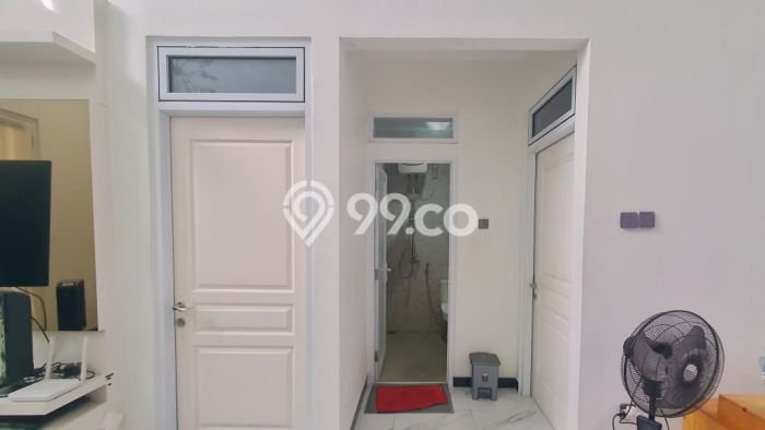 Rumah Modern 3 KT di Cibubur Jakarta Timur Full Furnished Rumah Modern 3 KT di Cibubur Jakarta Timur Full Furnished
