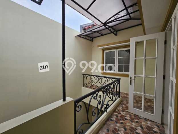 For Sale! Premium House LT 200m2 Desain Elegan di Cibubur For Sale! Premium House LT 200m2 Desain Elegan di Cibubur