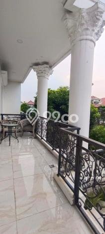 Jual Rumah Mewah Elegan Dengan View Cantik di Cibubur, Jakarta Timur Jual Rumah Mewah Elegan Dengan View Cantik di Cibubur, Jakarta Timur