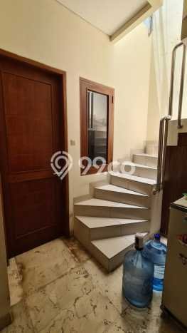 Hunian Mewah Siap Huni LT 180m2 di Kelapa Gading, Jakarta Utara Hunian Mewah Siap Huni LT 180m2 di Kelapa Gading, Jakarta Utara