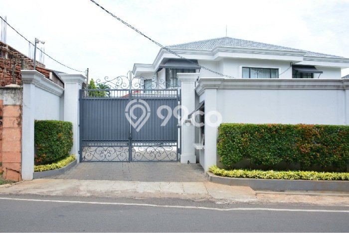 Rumah Eksklusif Siap Huni LT 899m2 di Kebayoran Baru, Jakarta Selatan Rumah Eksklusif Siap Huni LT 899m2 di Kebayoran Baru, Jakarta Selatan