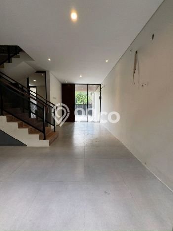 Rumah Modern 3 KT di Sleman Yogyakarta Full Furnished Rumah Modern 3 KT di Sleman Yogyakarta Full Furnished